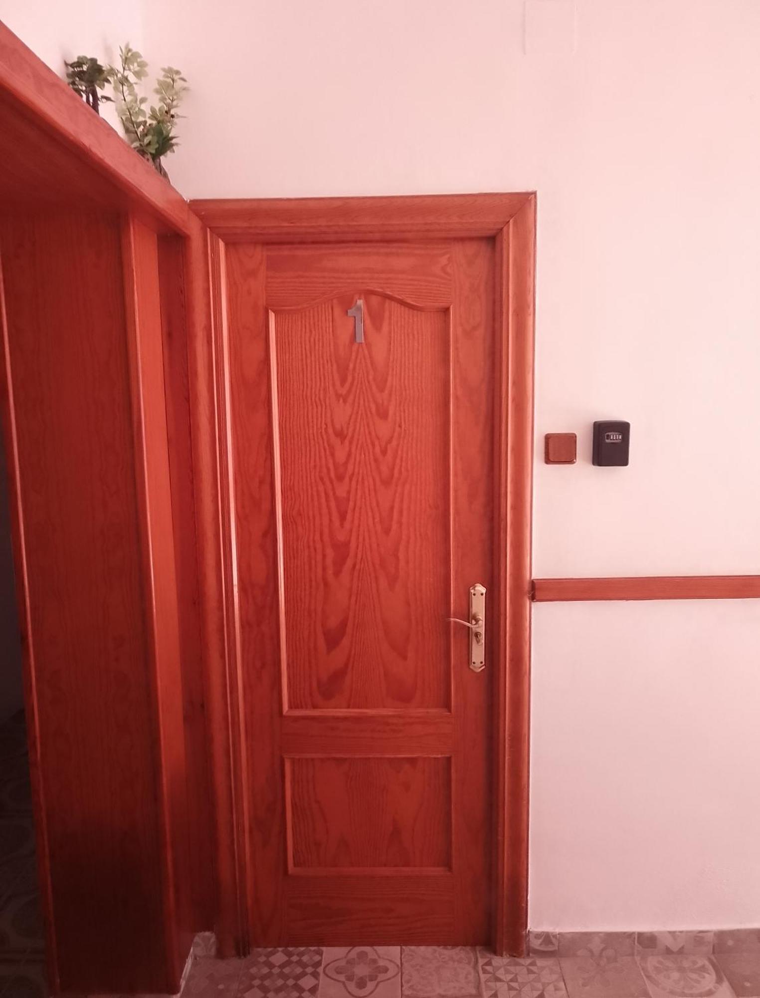 Malaga Center Rooms 客房 照片