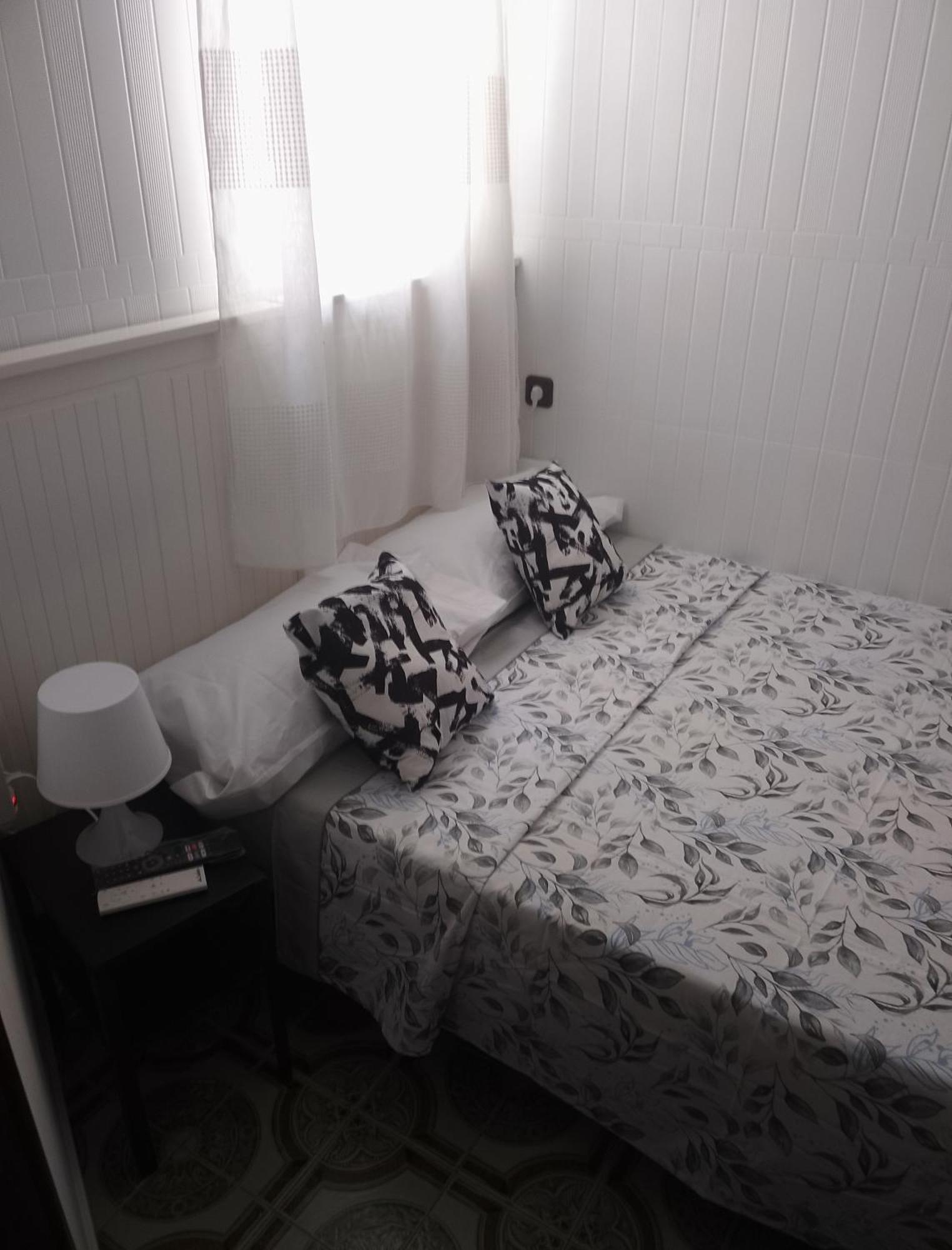 Malaga Center Rooms 客房 照片